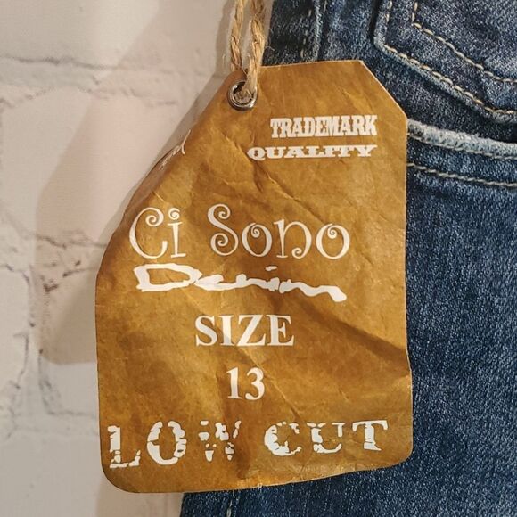 Ci Sono wide leg low rise capris size 5 NWT - Picture 4 of 8